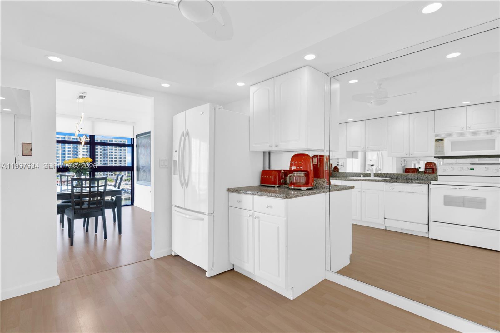 600 Parkview Dr # 621