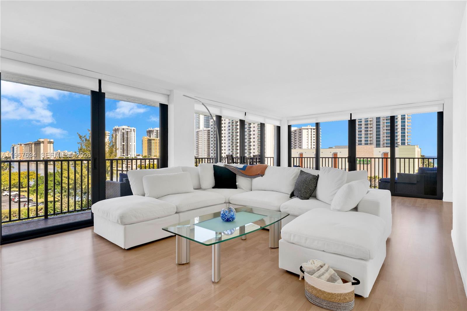 600 Parkview Dr # 621