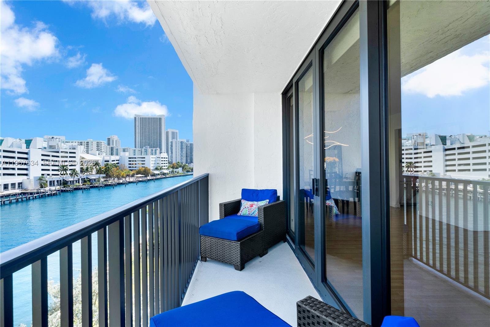 600 Parkview Dr # 621