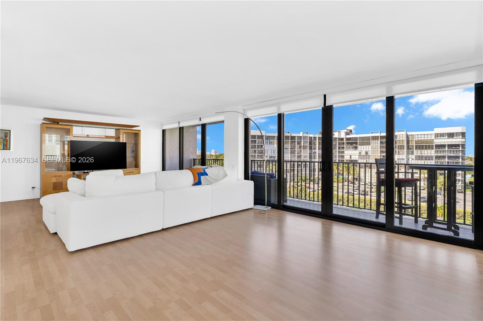 600 Parkview Dr # 621