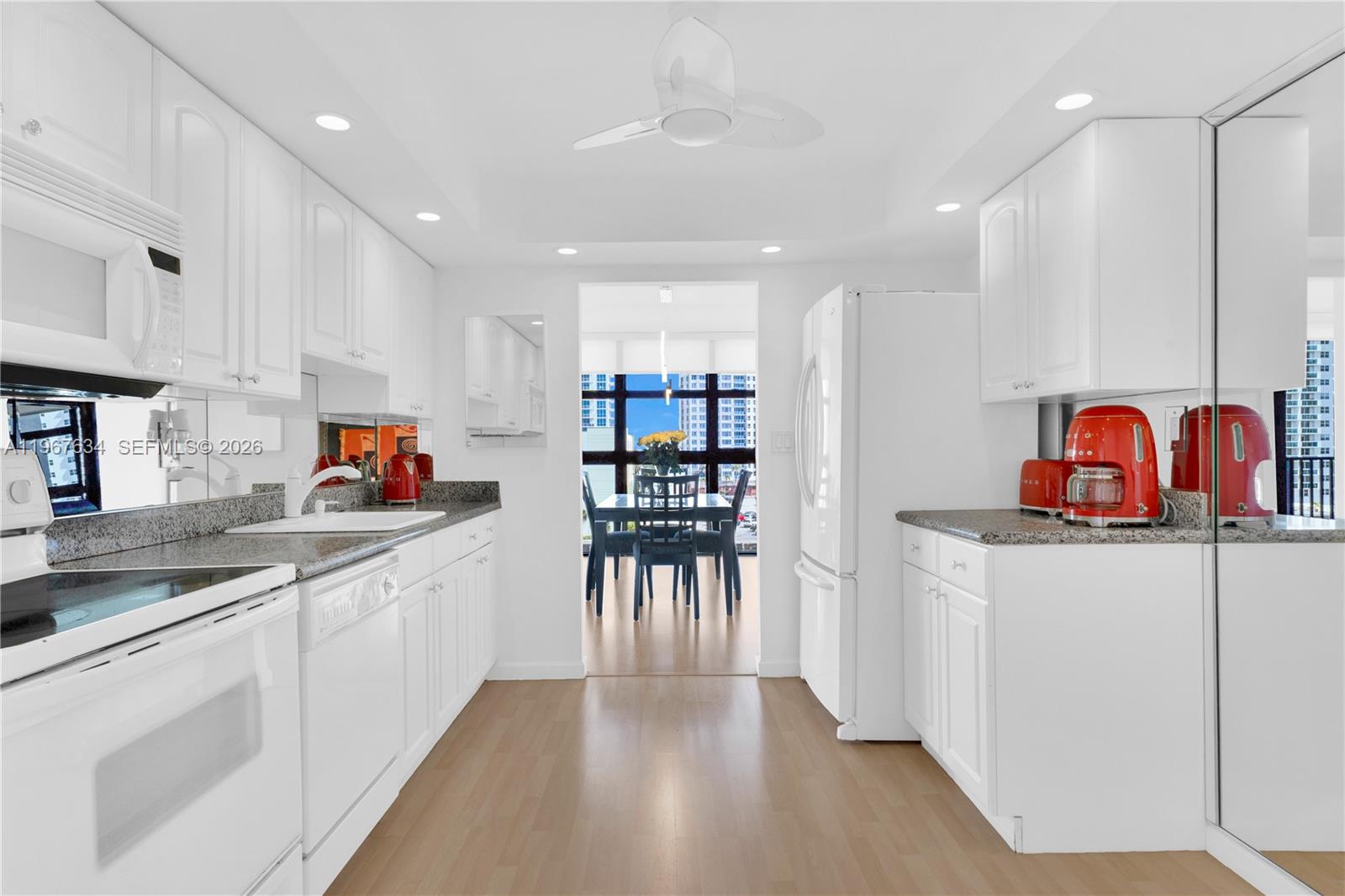 600 Parkview Dr # 621