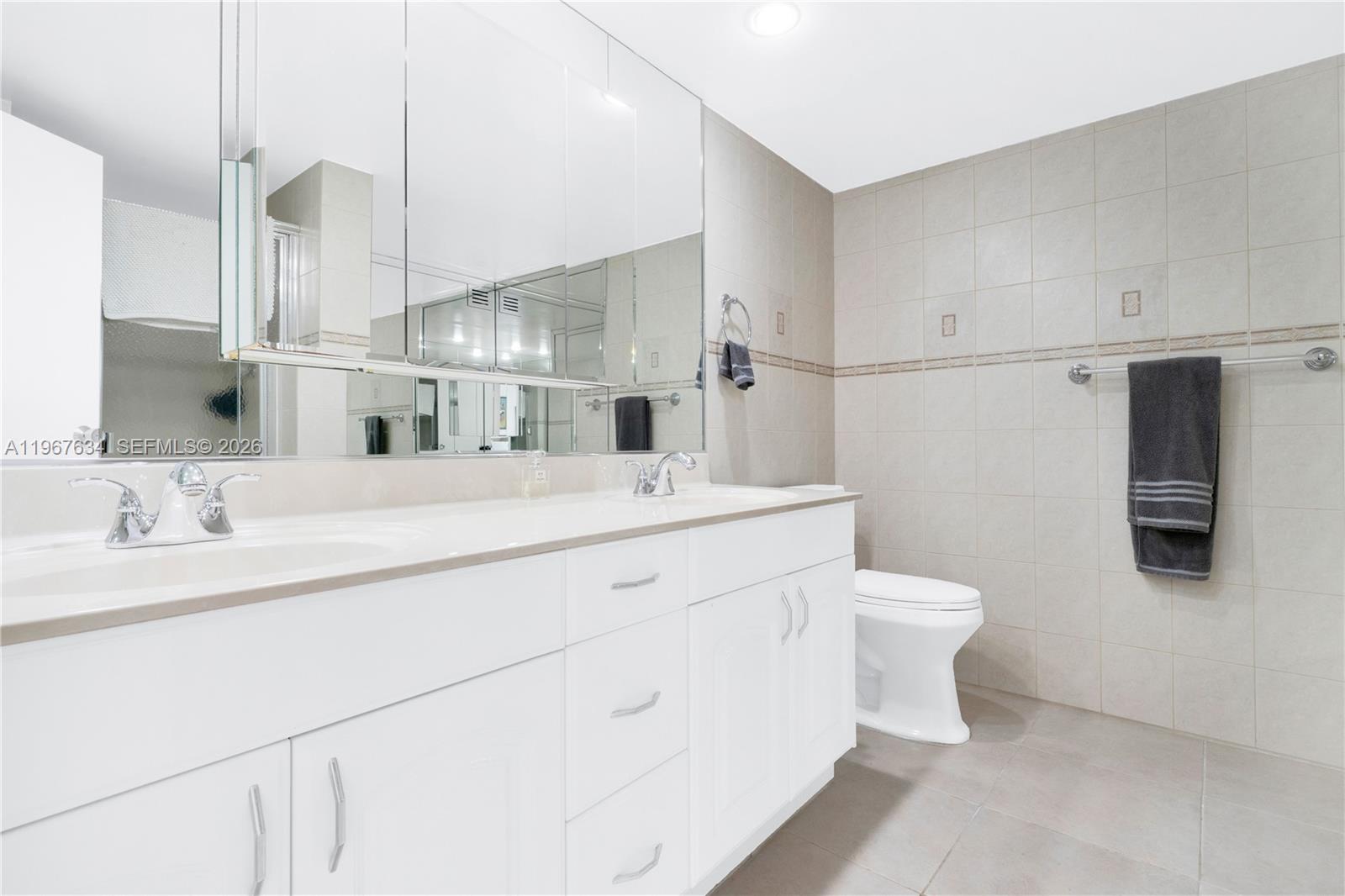 600 Parkview Dr # 621