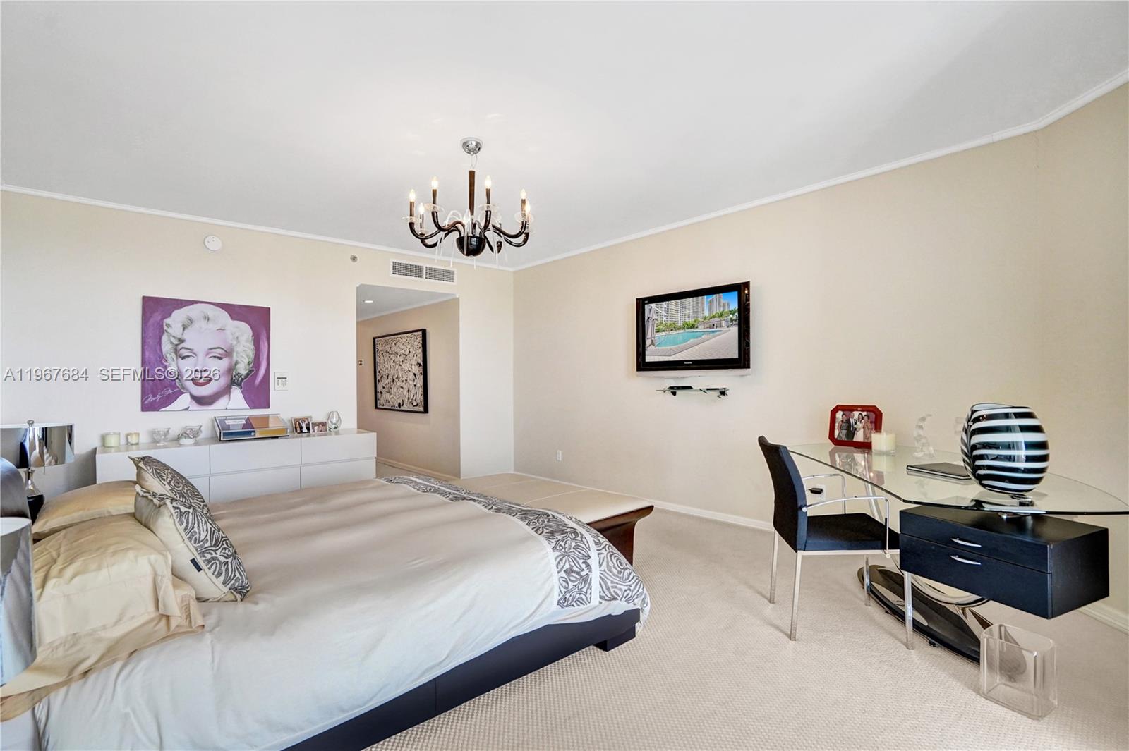 7000 Island Blvd # 2404