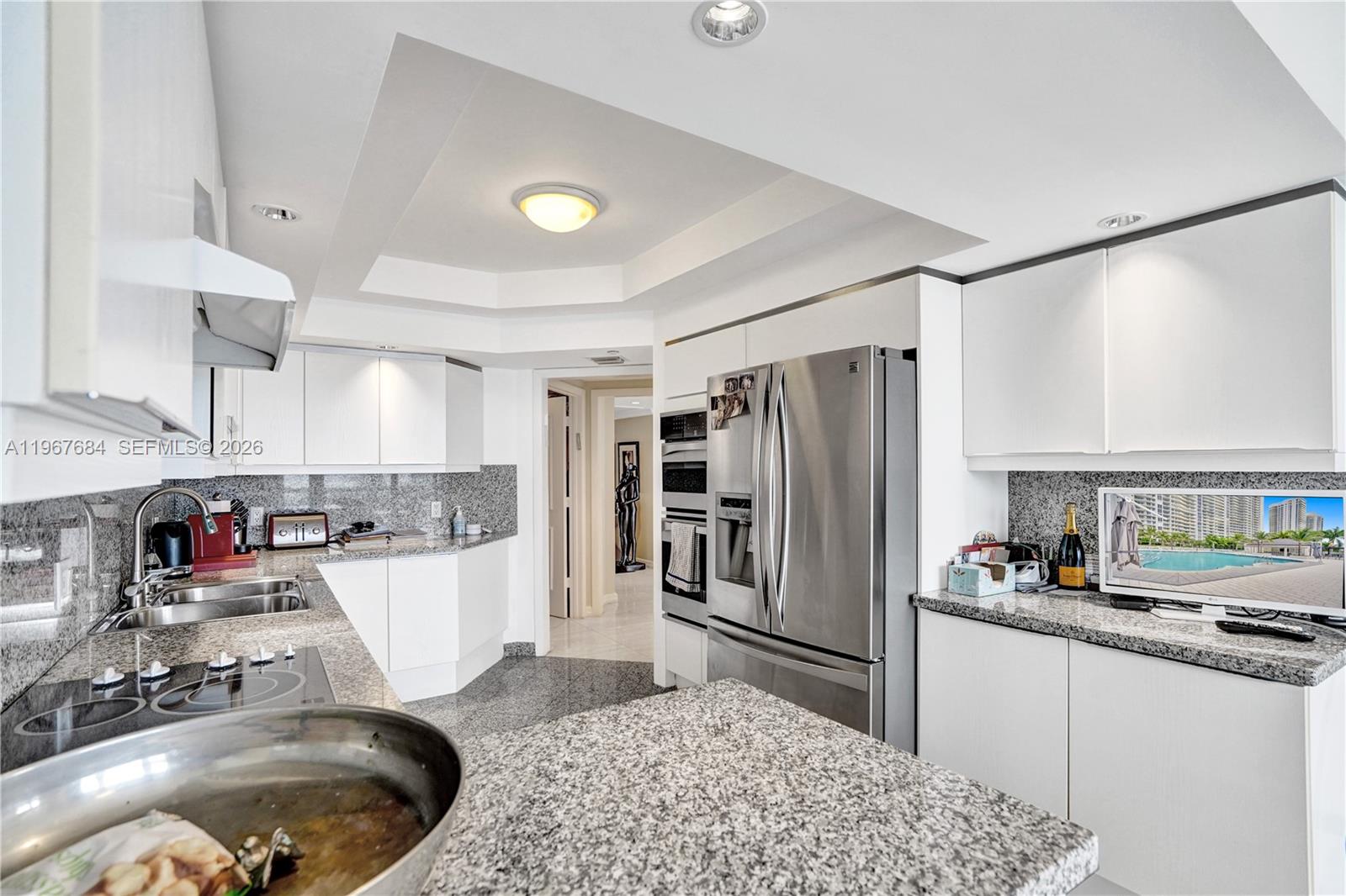 7000 Island Blvd # 2404