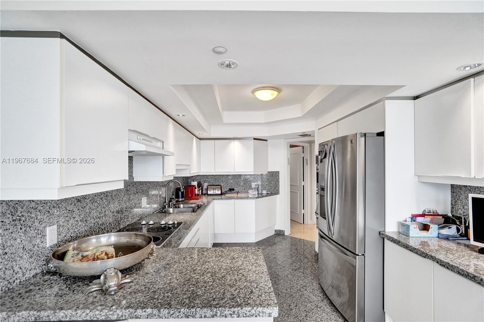 7000 Island Blvd # 2404