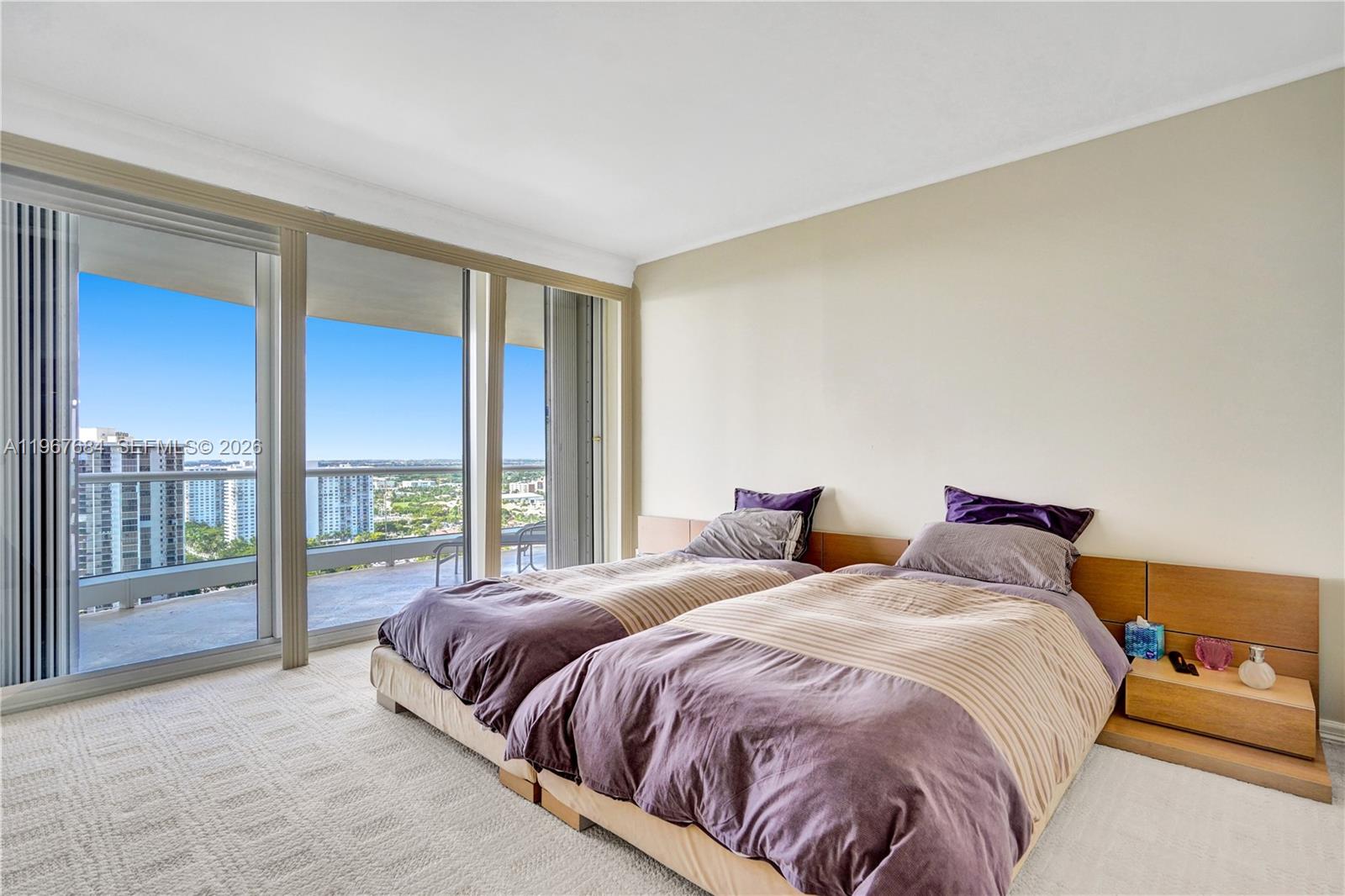 7000 Island Blvd # 2404