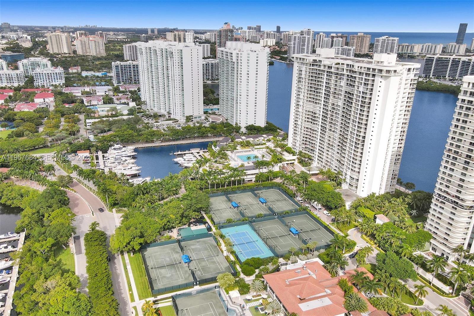 7000 Island Blvd # 2404