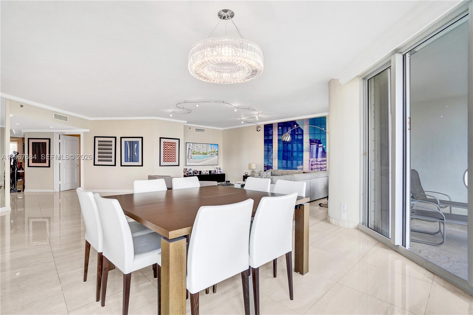 7000 Island Blvd # 2404