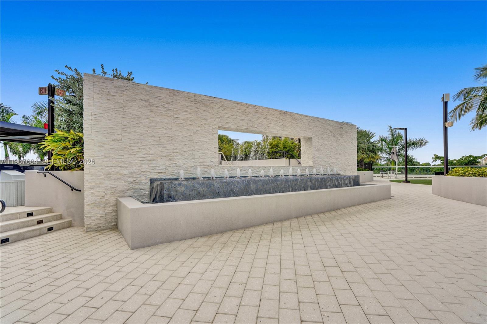 7000 Island Blvd # 2404