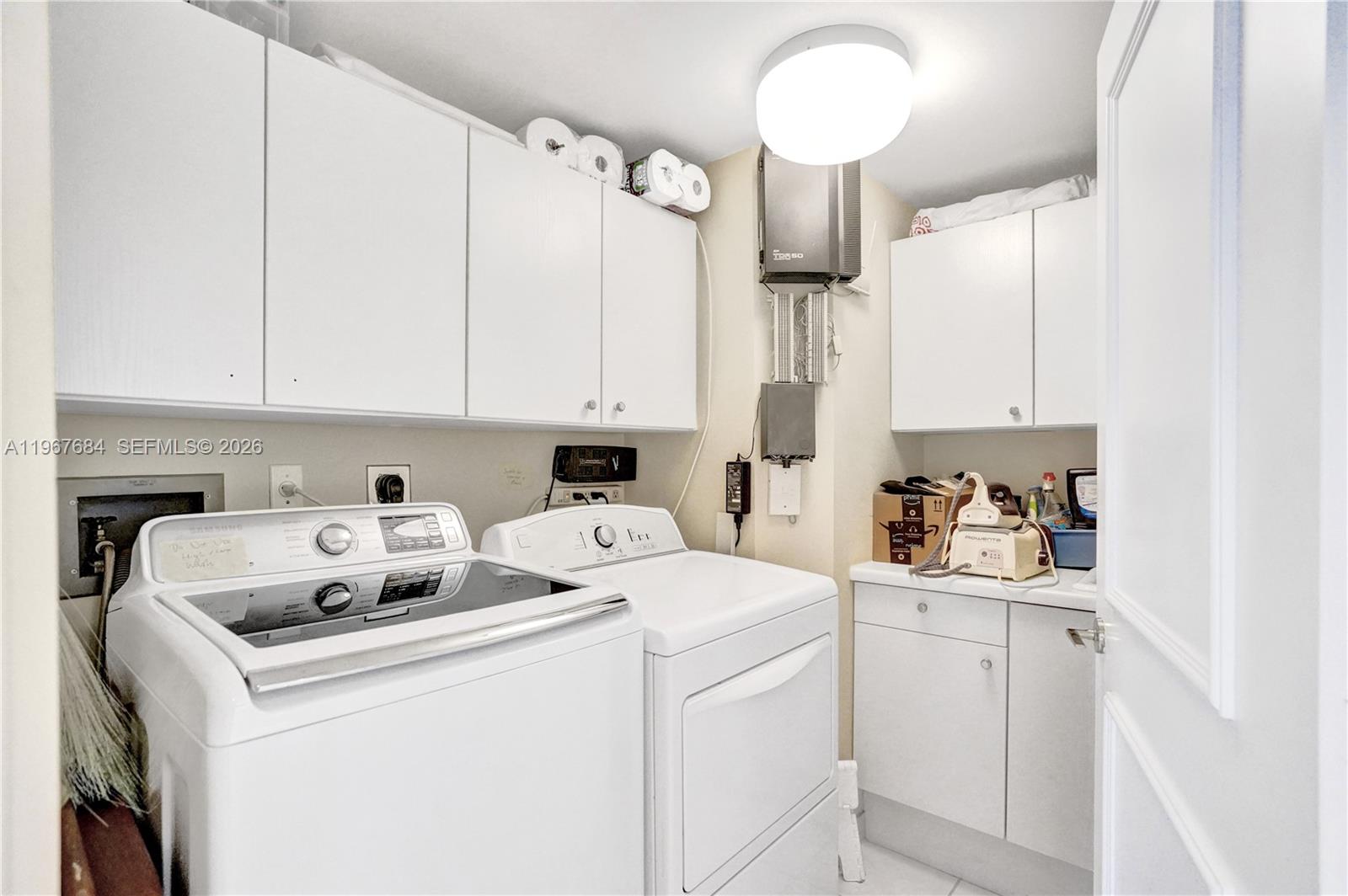 7000 Island Blvd # 2404