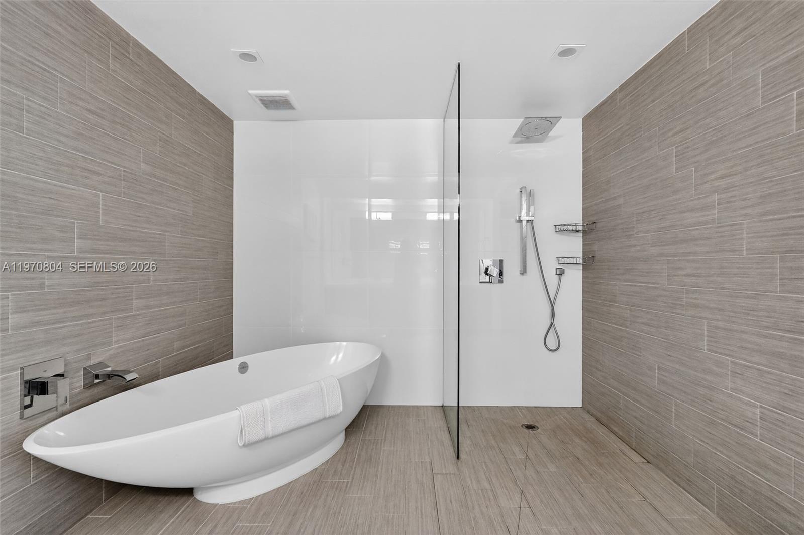 300 Sunny Isles Blvd # 804 Unit: 4-804