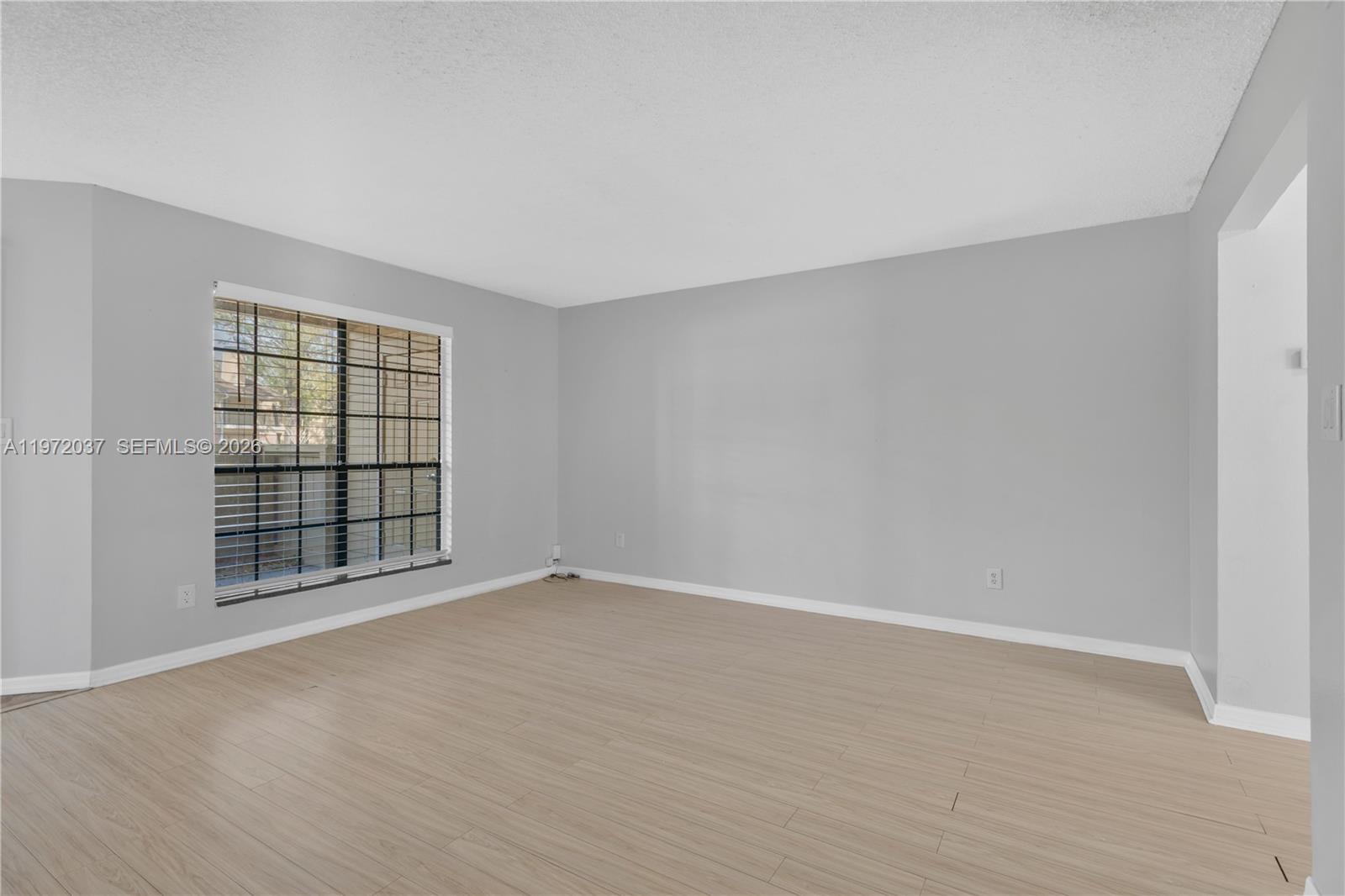 8613 Mallard Reserve Dr # 102