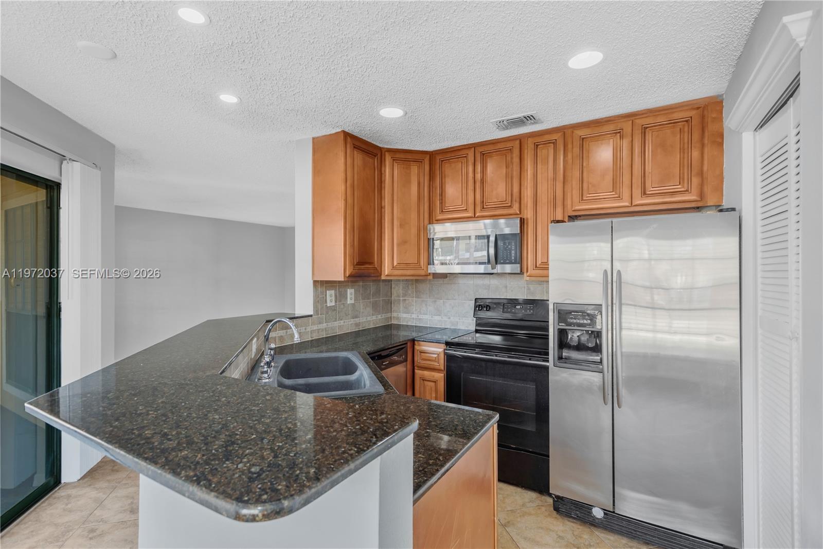 8613 Mallard Reserve Dr # 102