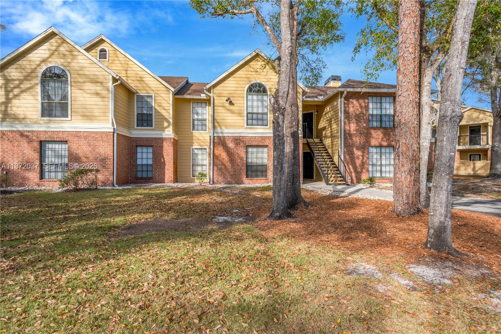8613 Mallard Reserve Dr # 102