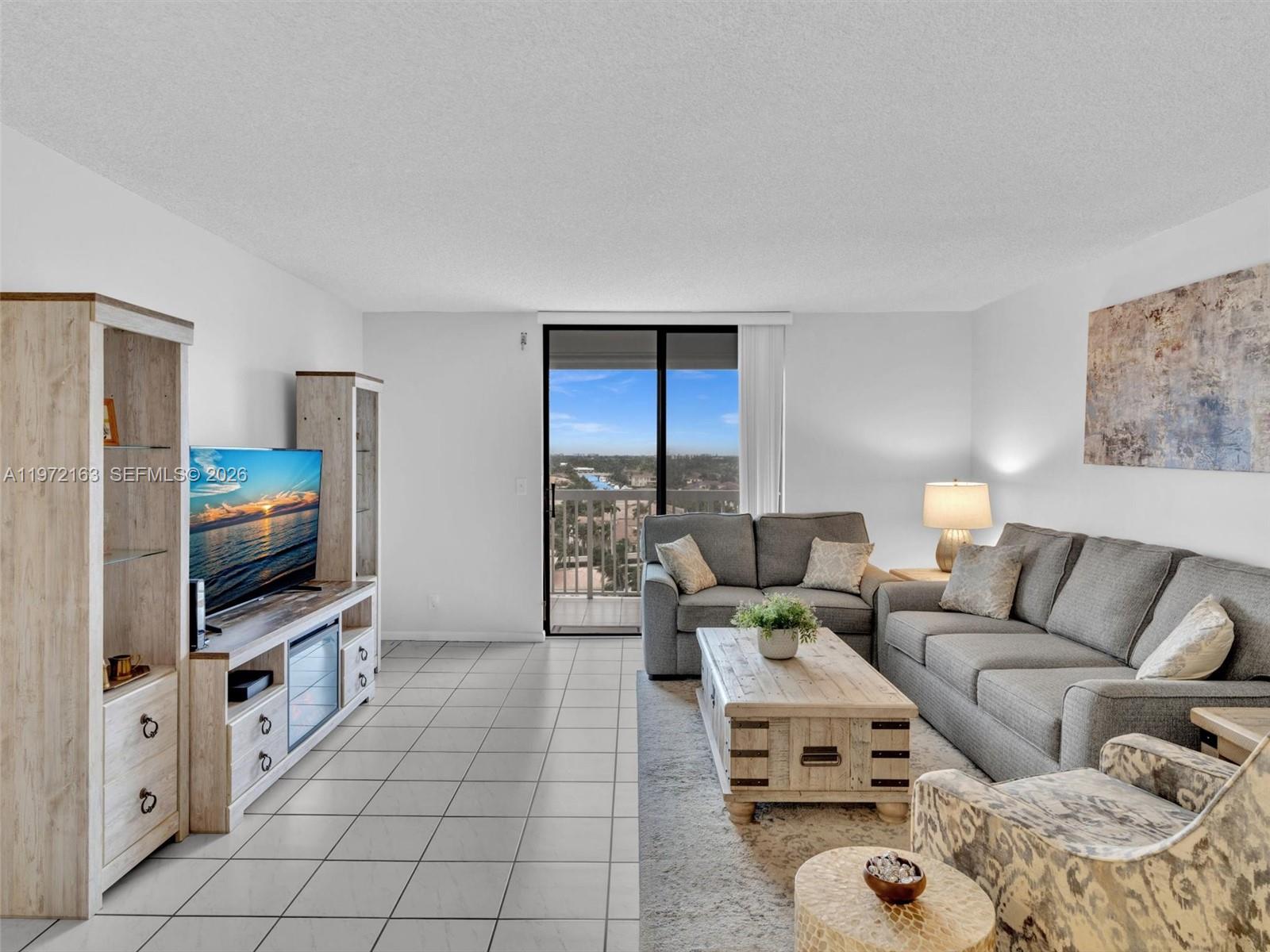 1500 S Ocean Dr # 10A