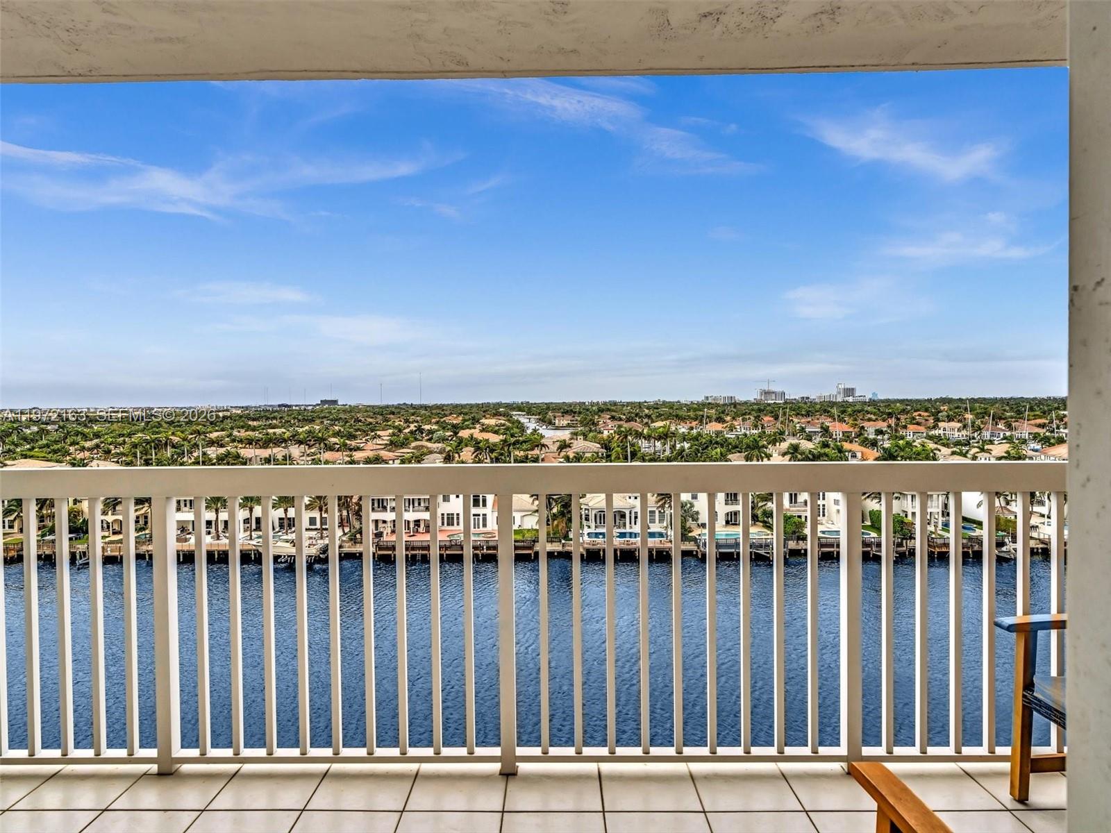 1500 S Ocean Dr # 10A