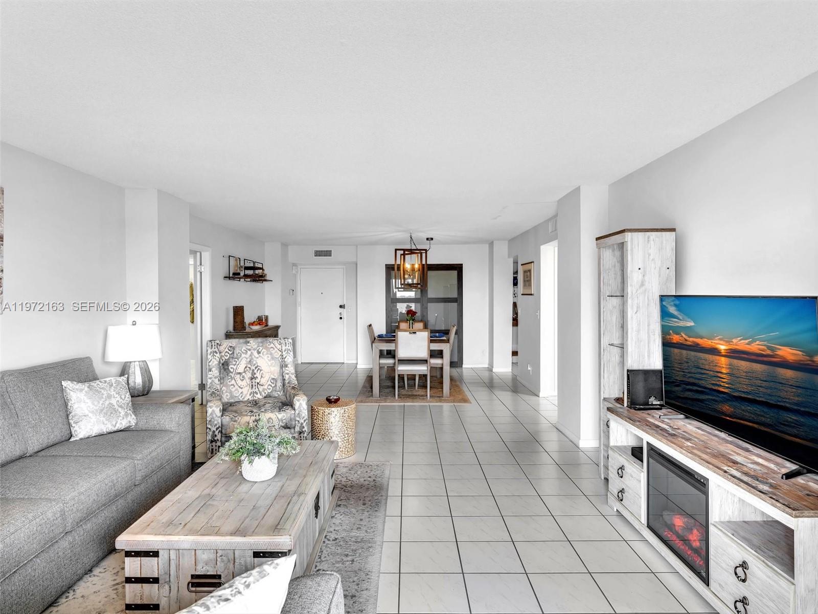 1500 S Ocean Dr # 10A