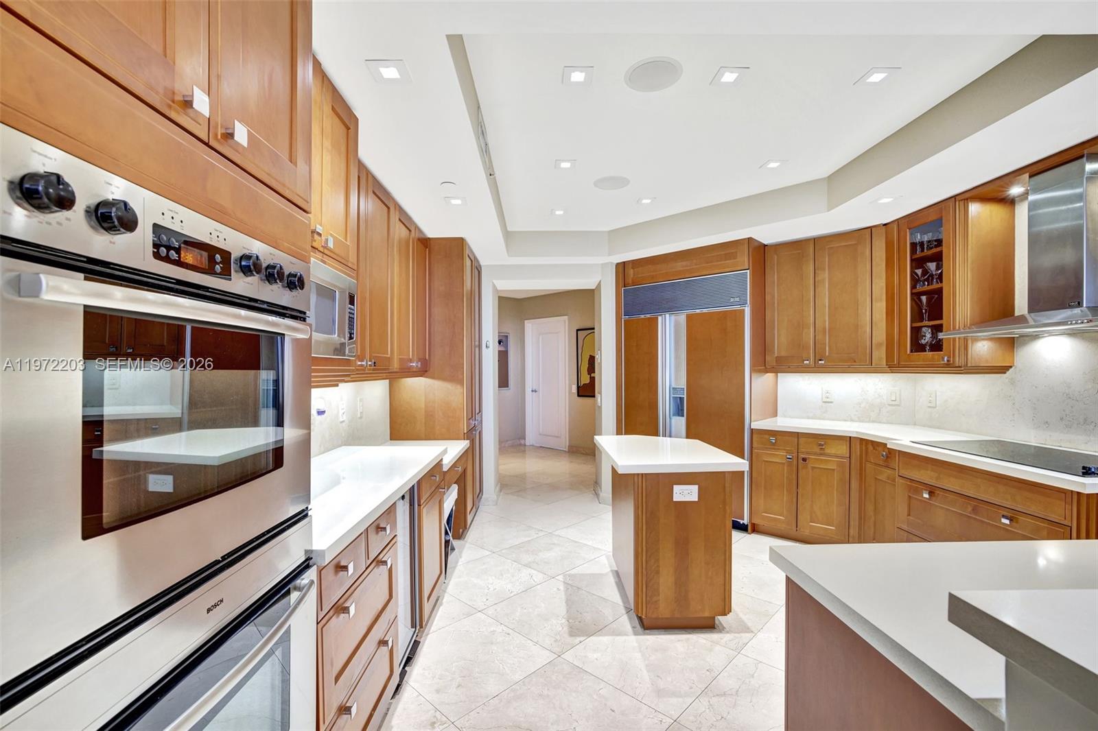 21200 Point Pl Unit: PH2804