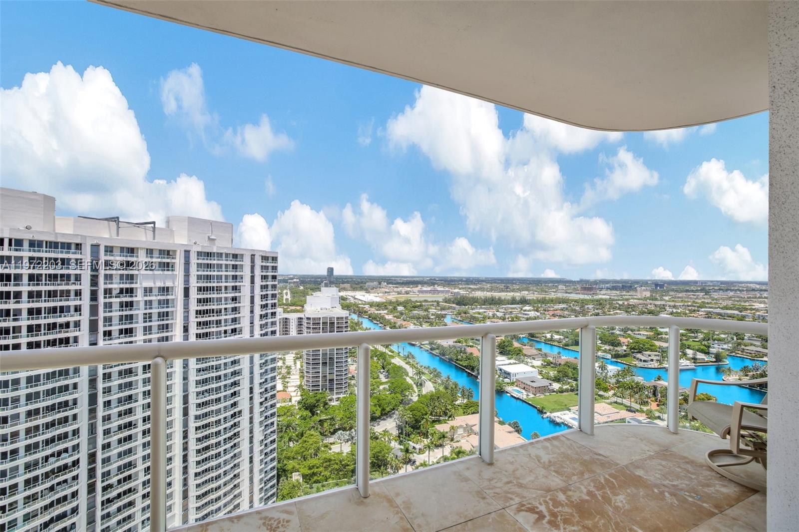 21200 Point Pl Unit: PH2804