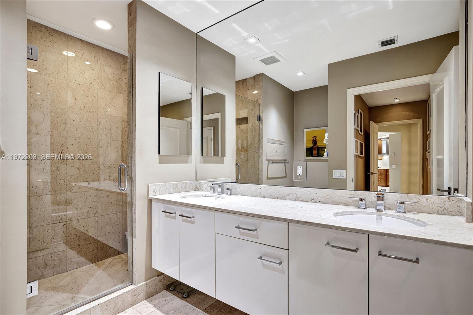 21200 Point Pl Unit: PH2804