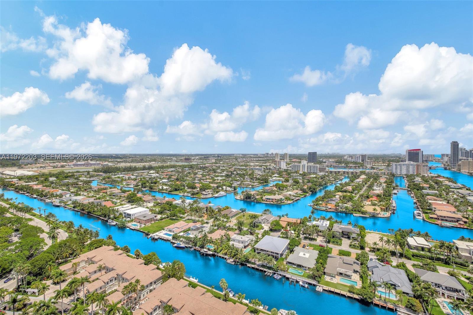 21200 Point Pl Unit: PH2804