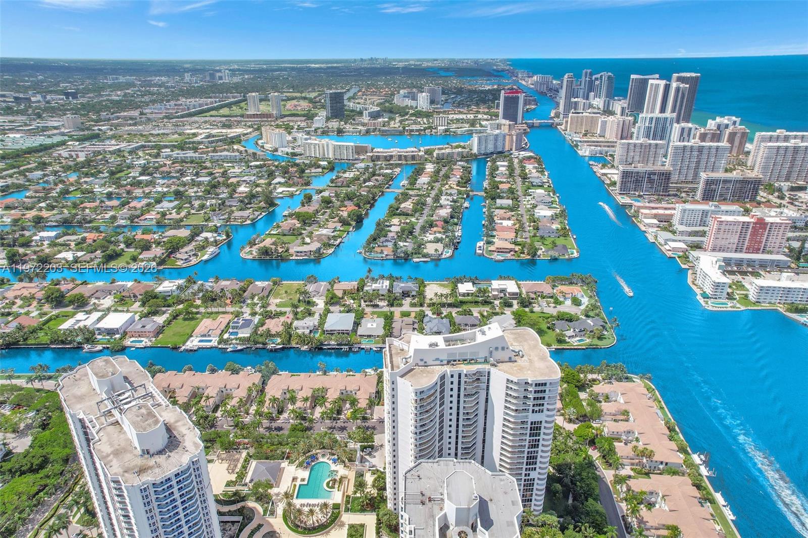 21200 Point Pl Unit: PH2804