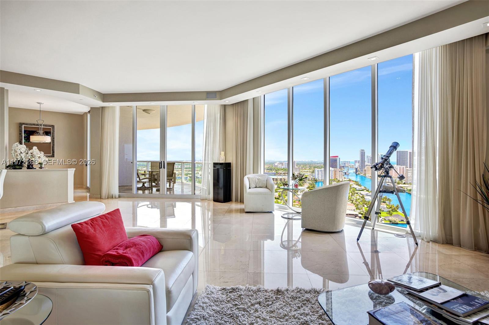 21200 Point Pl Unit: PH2804