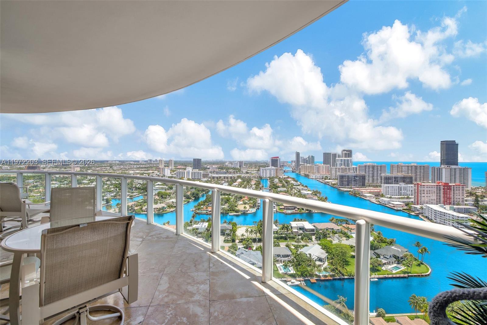 21200 Point Pl Unit: PH2804