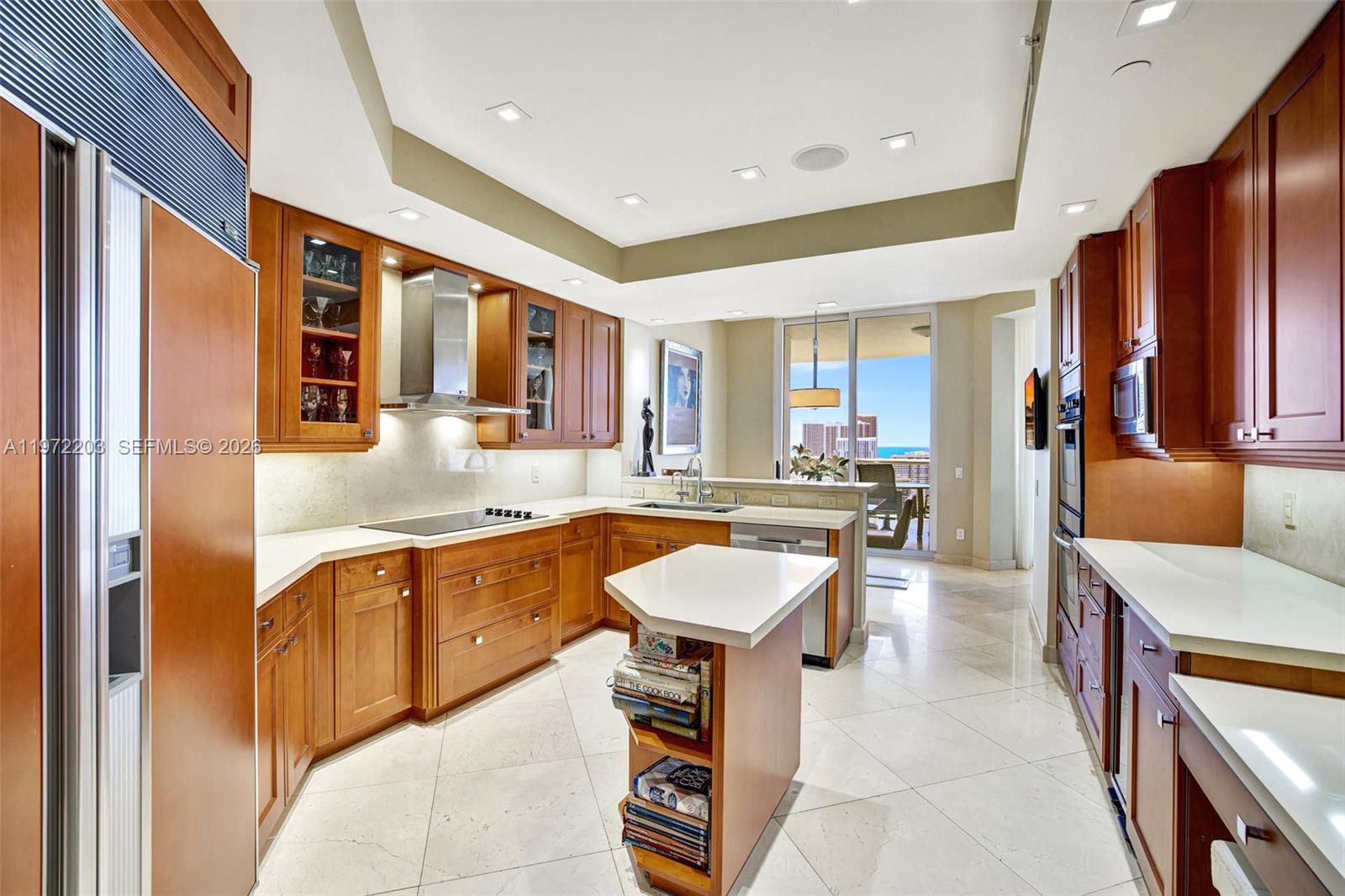 21200 Point Pl Unit: PH2804