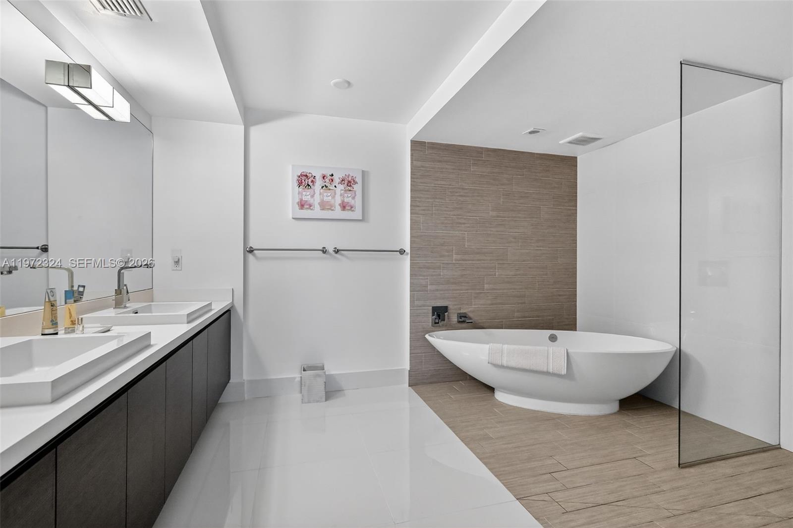 300 Sunny Isles Blvd # 804 Unit: 4-804