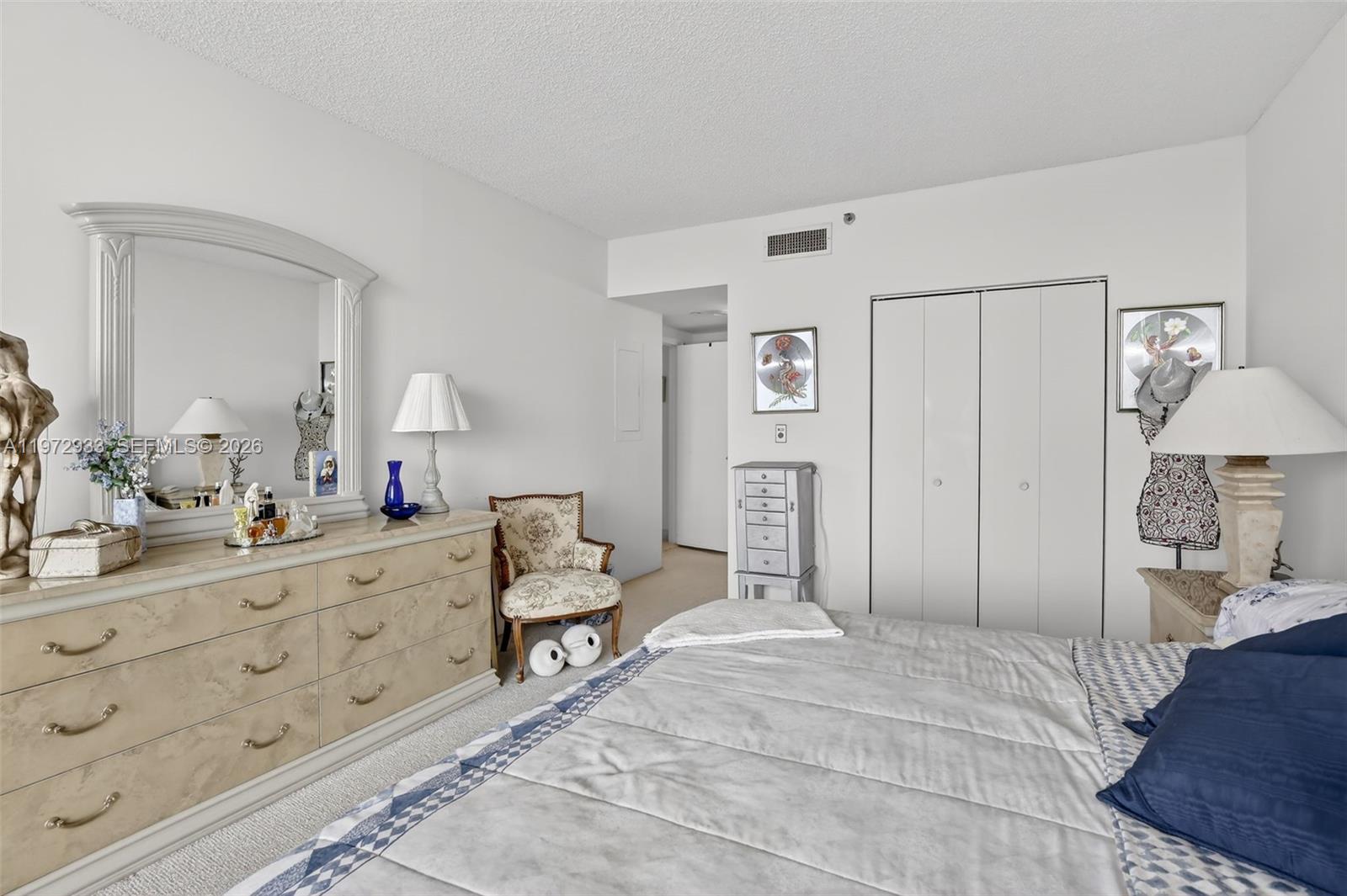20281 E Country Club Dr # 2403