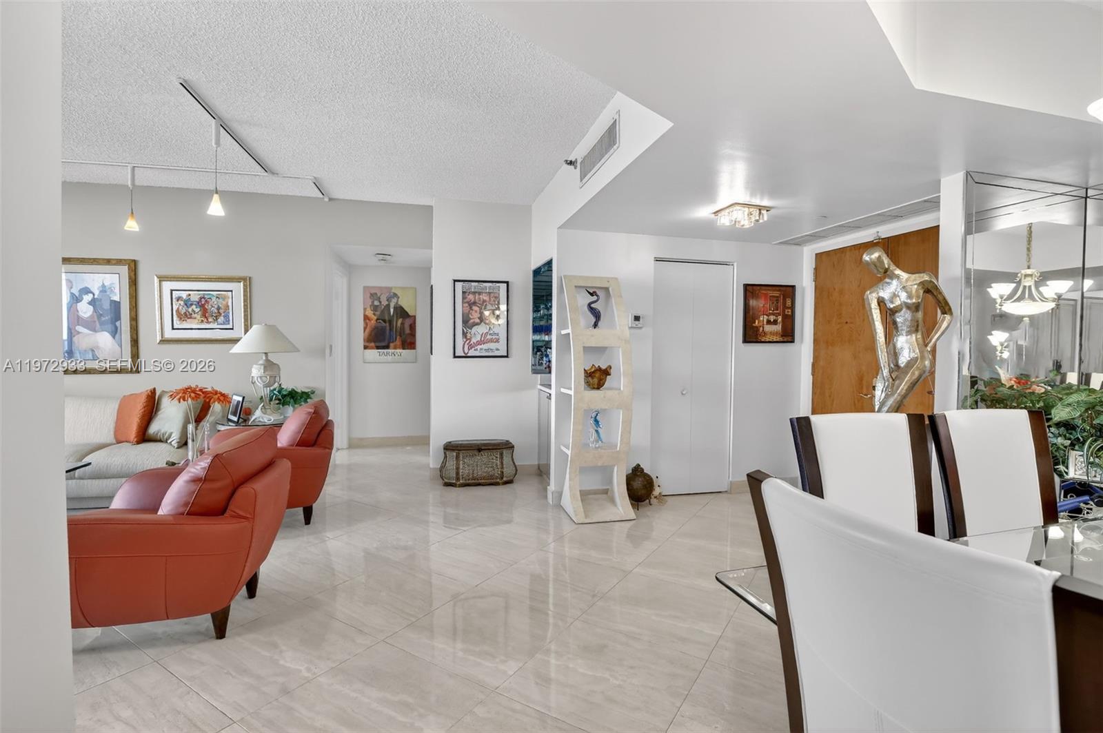 20281 E Country Club Dr # 2403