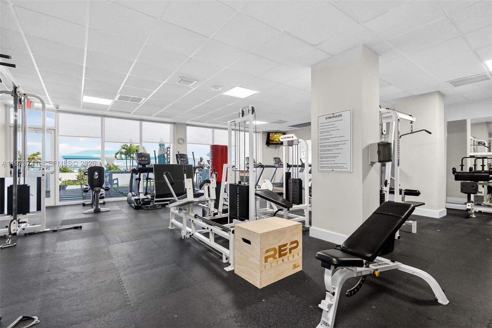 3140 S Ocean Dr Unit: PH4