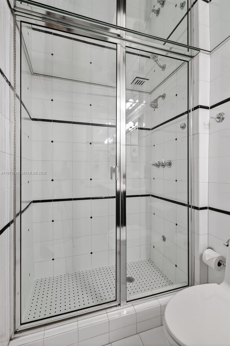 3140 S Ocean Dr Unit: PH4