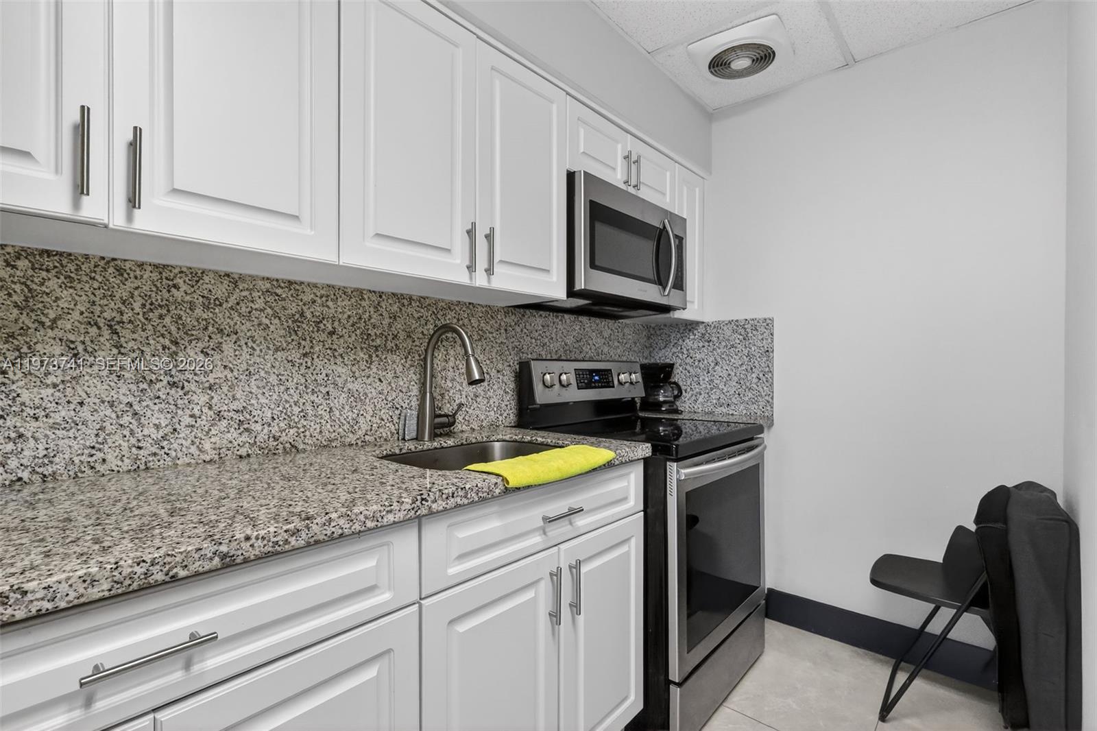 3140 S Ocean Dr Unit: PH4