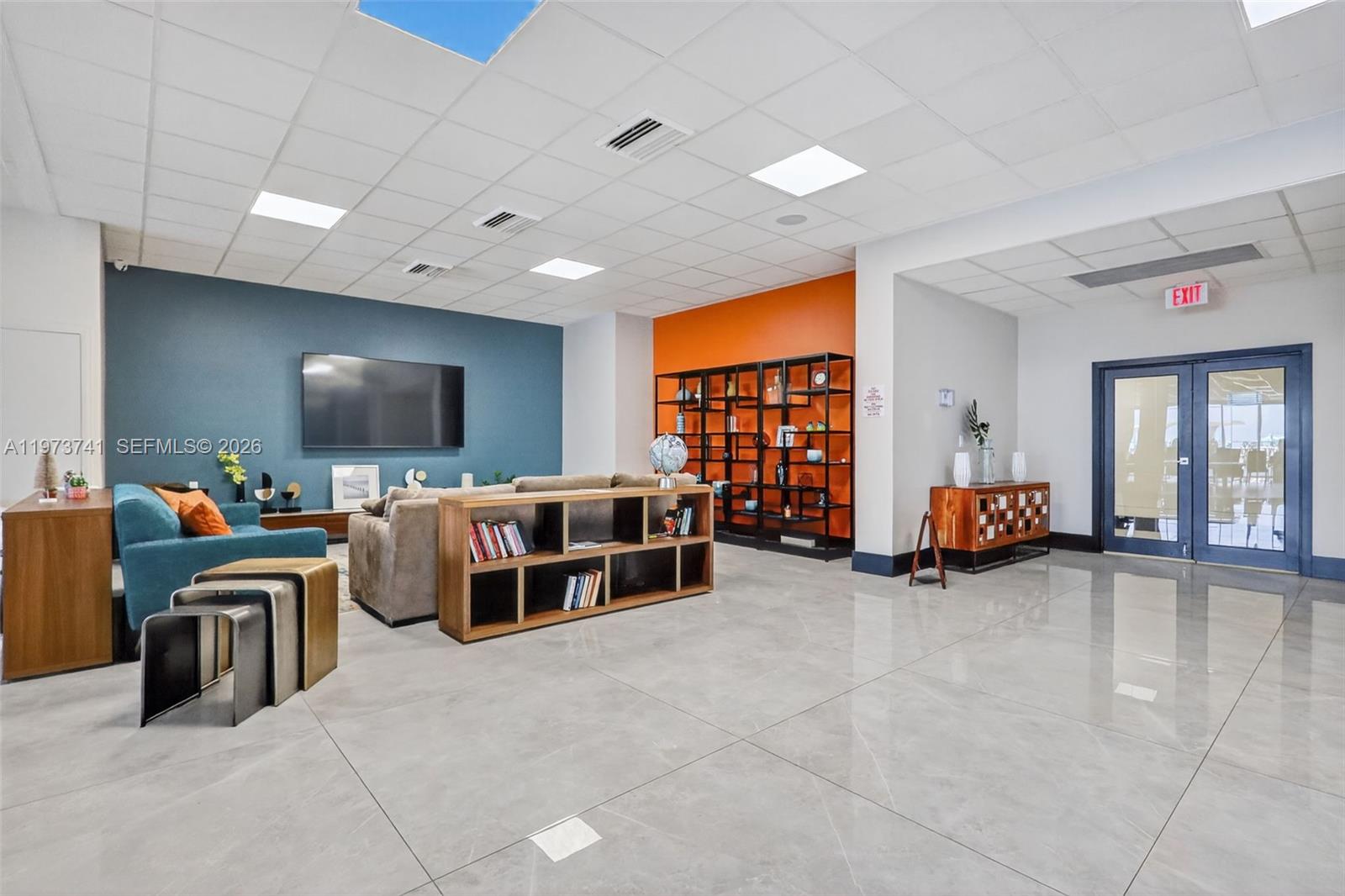 3140 S Ocean Dr Unit: PH4