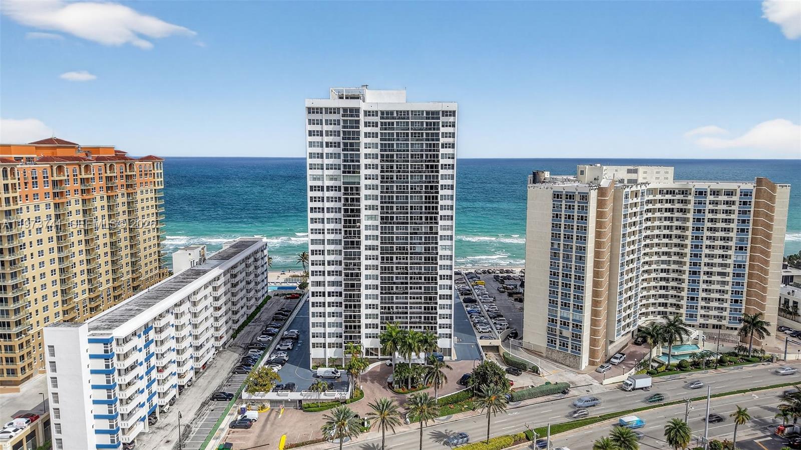 3140 S Ocean Dr Unit: PH4