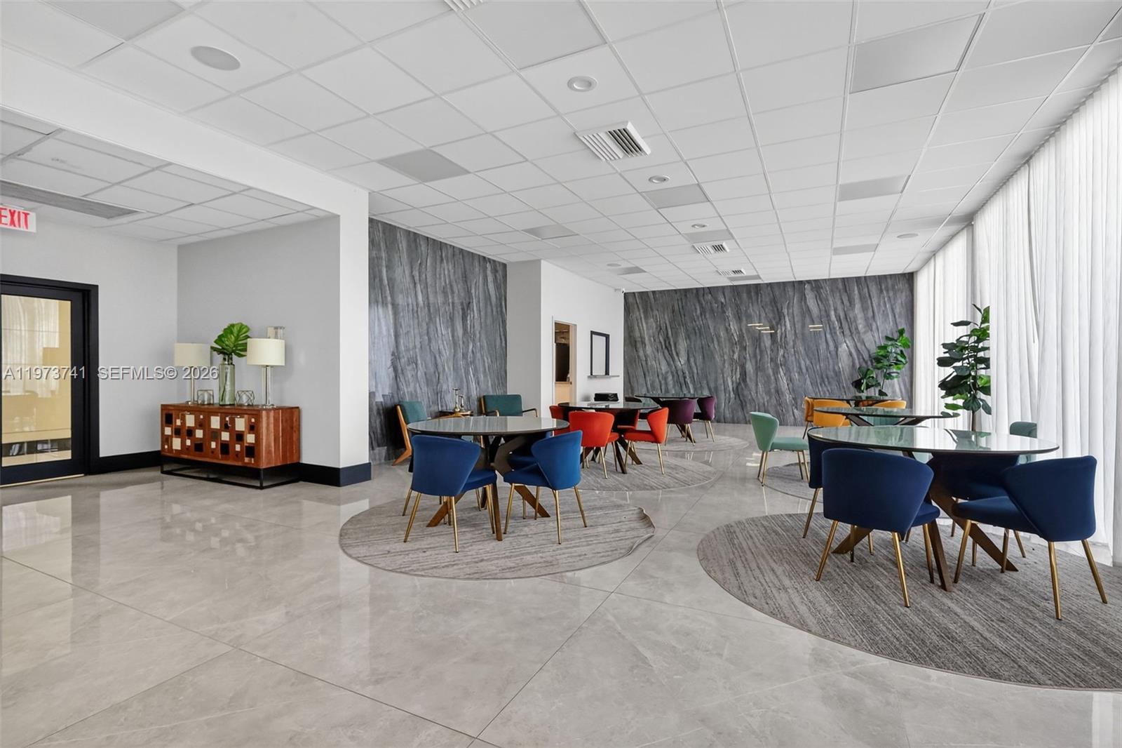 3140 S Ocean Dr Unit: PH4