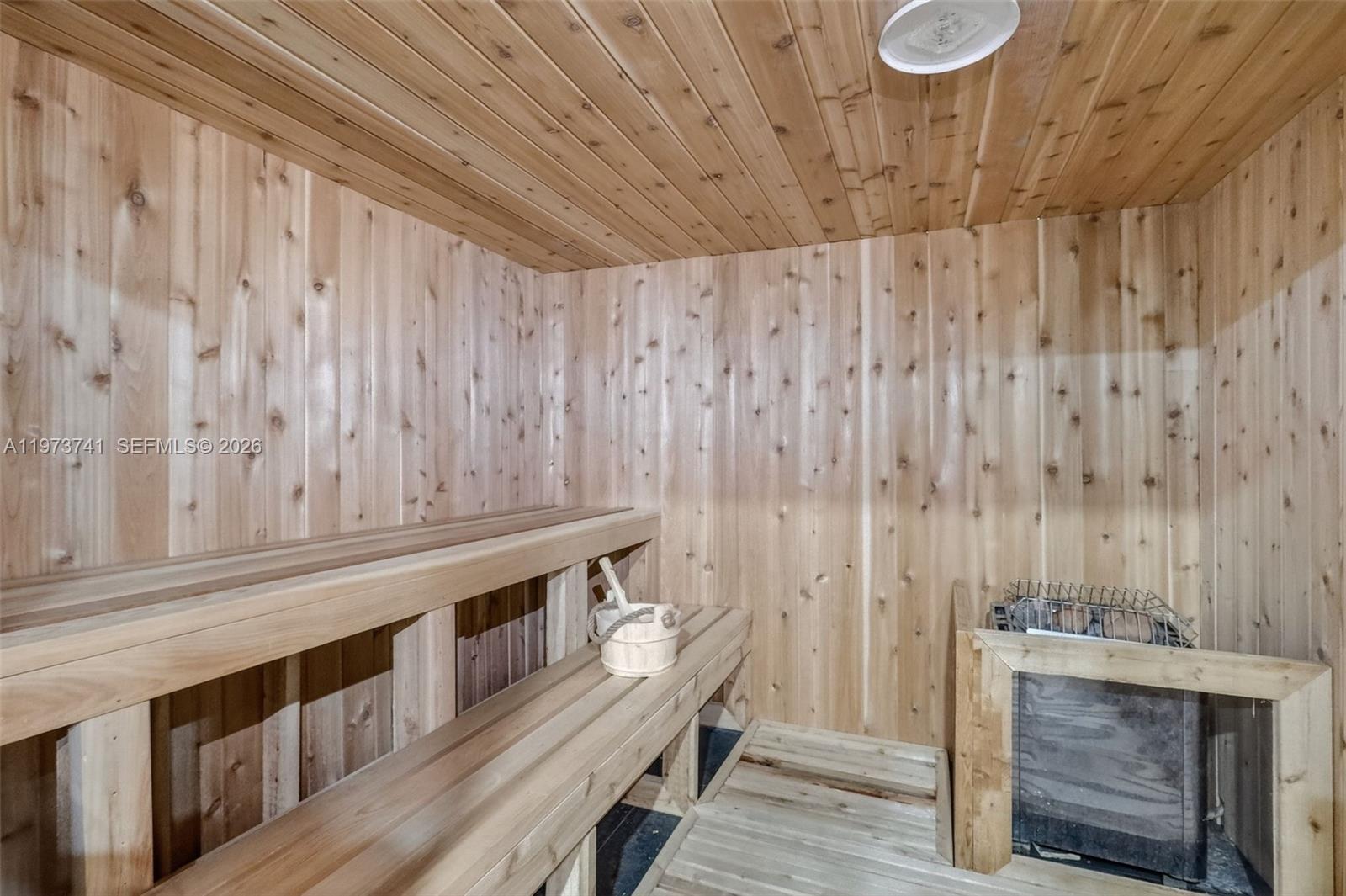 3140 S Ocean Dr Unit: PH4