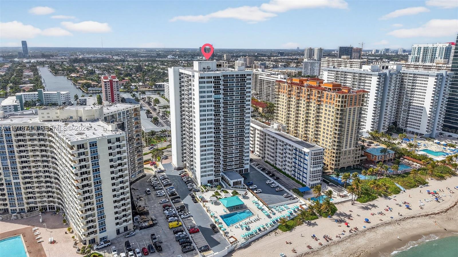 3140 S Ocean Dr Unit: PH4