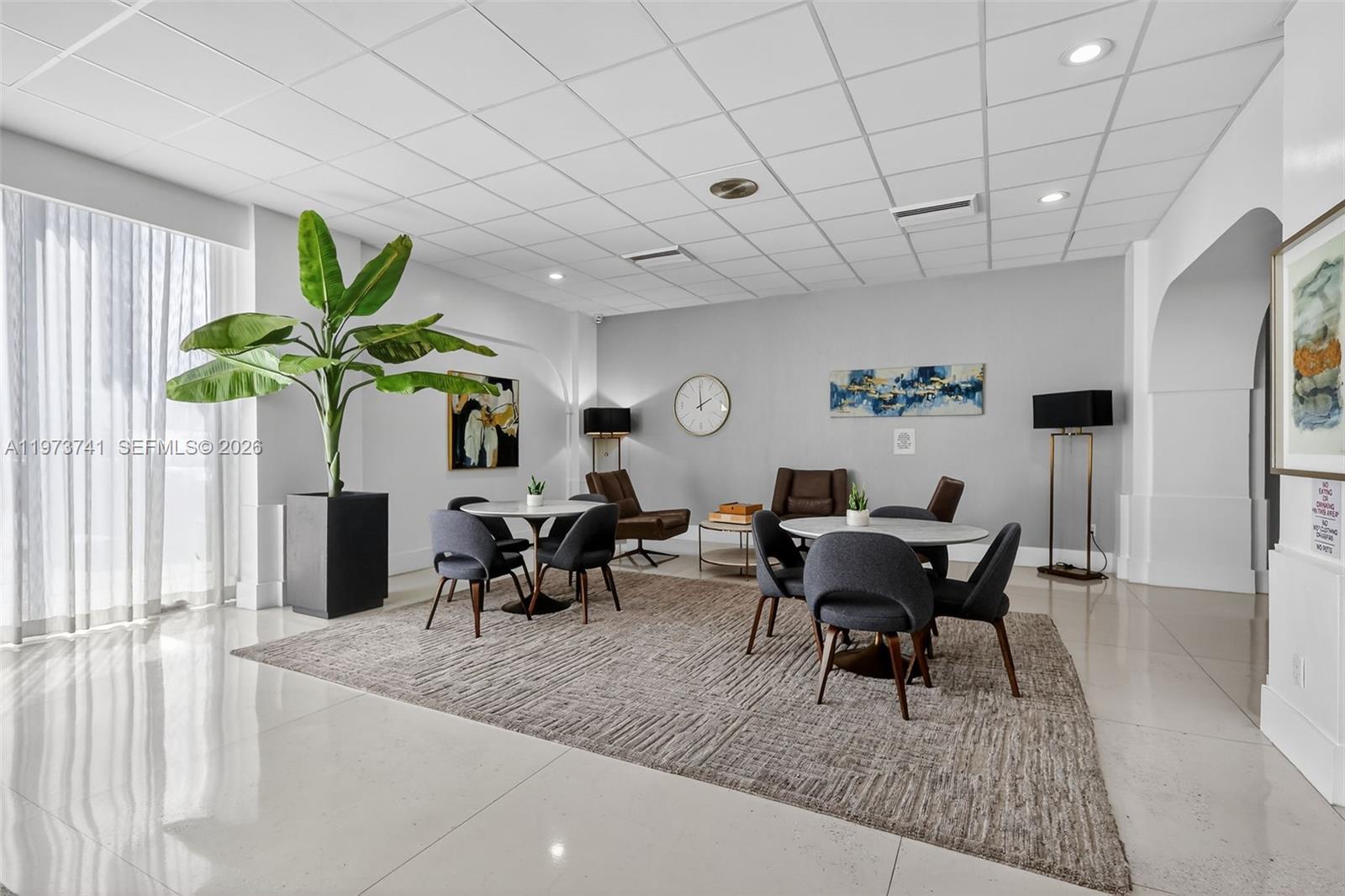 3140 S Ocean Dr Unit: PH4