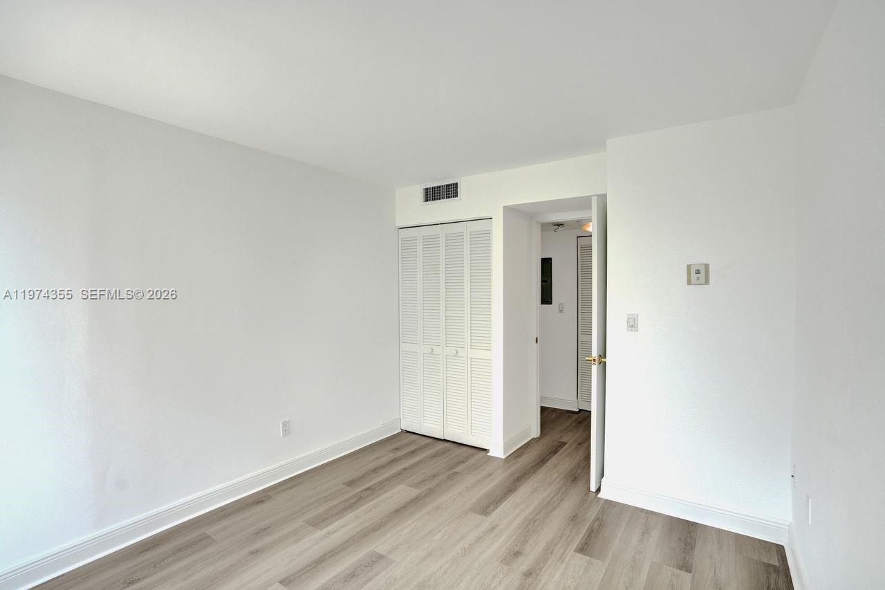 1450 Brickell Bay Dr # 503