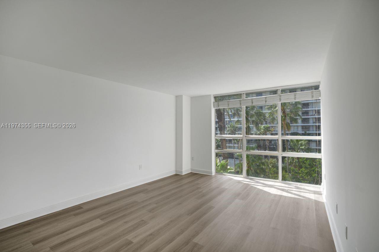 1450 Brickell Bay Dr # 503