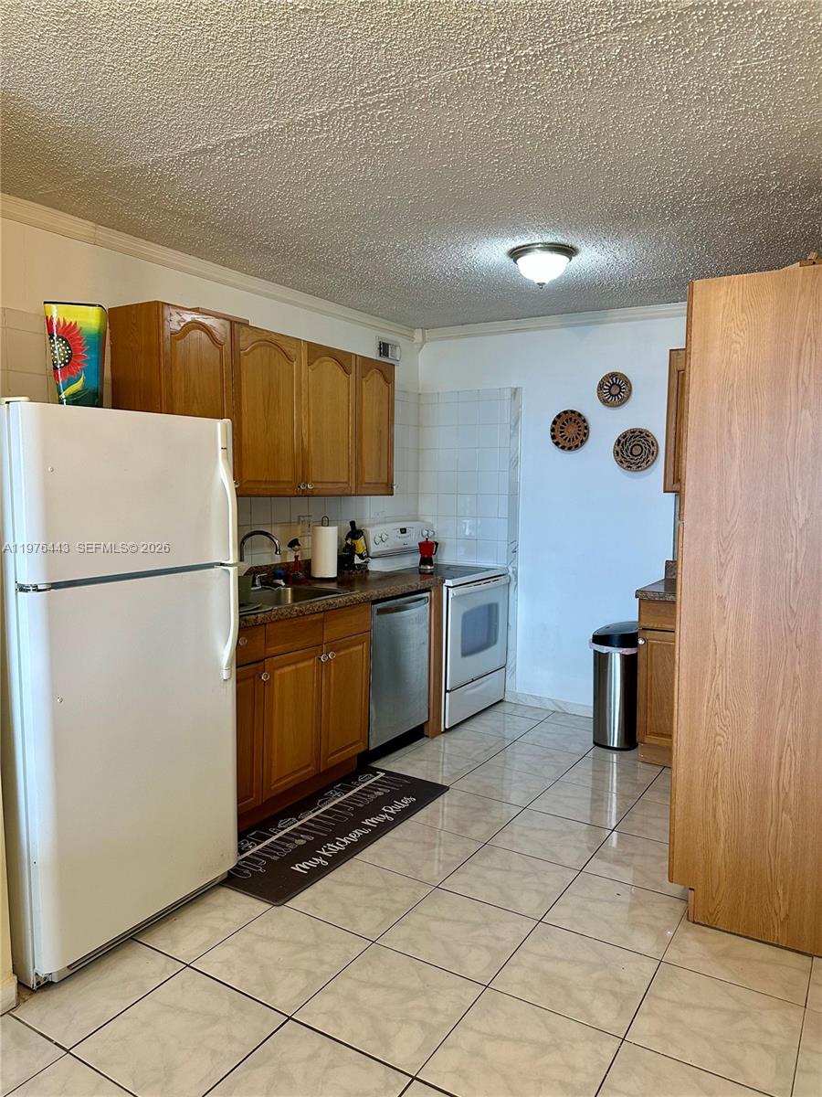 3180 S Ocean Dr # 1018
