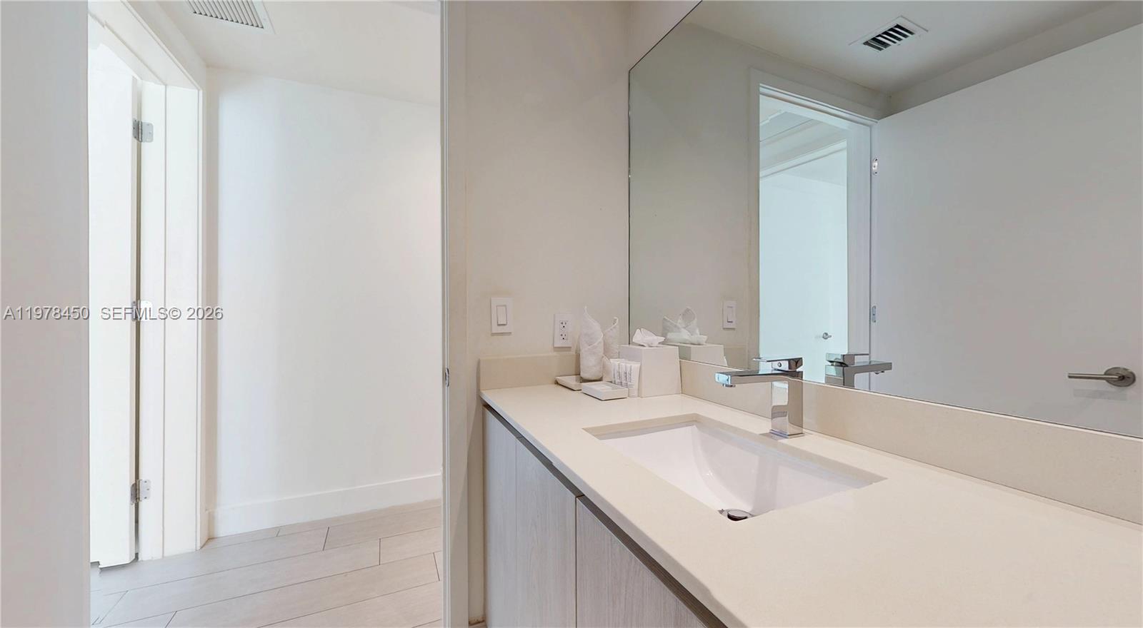 4010 S Ocean Dr # R1004