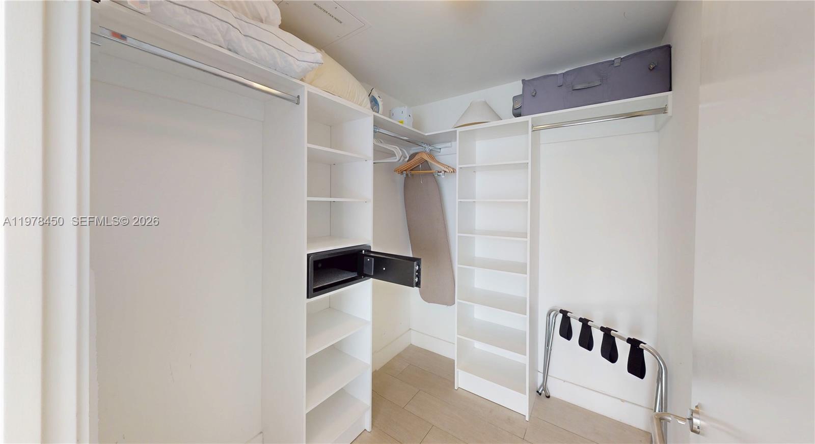 4010 S Ocean Dr # R1004