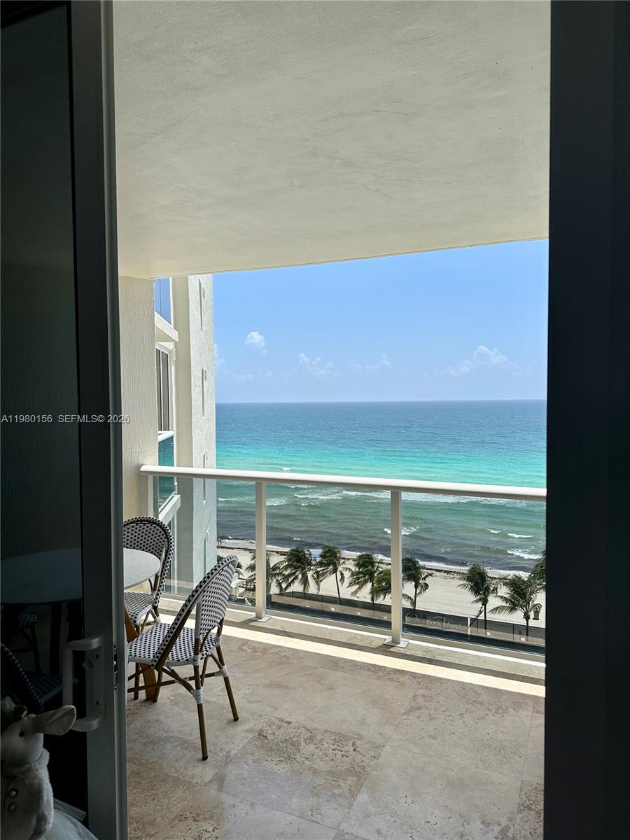 19111 Collins Ave # 803