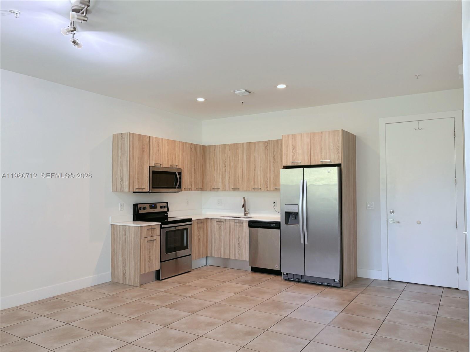 440 NE 35th Ct # 2