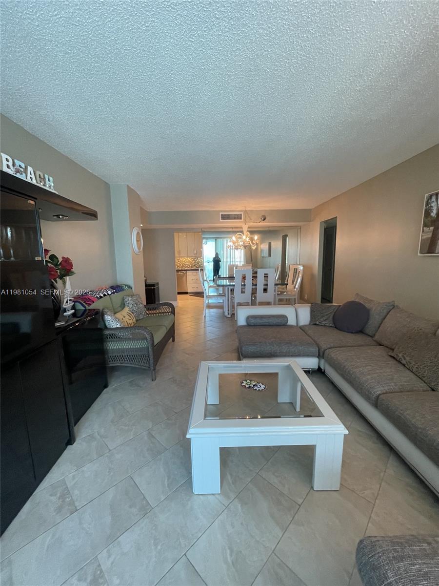 1410 S Ocean Dr # 402