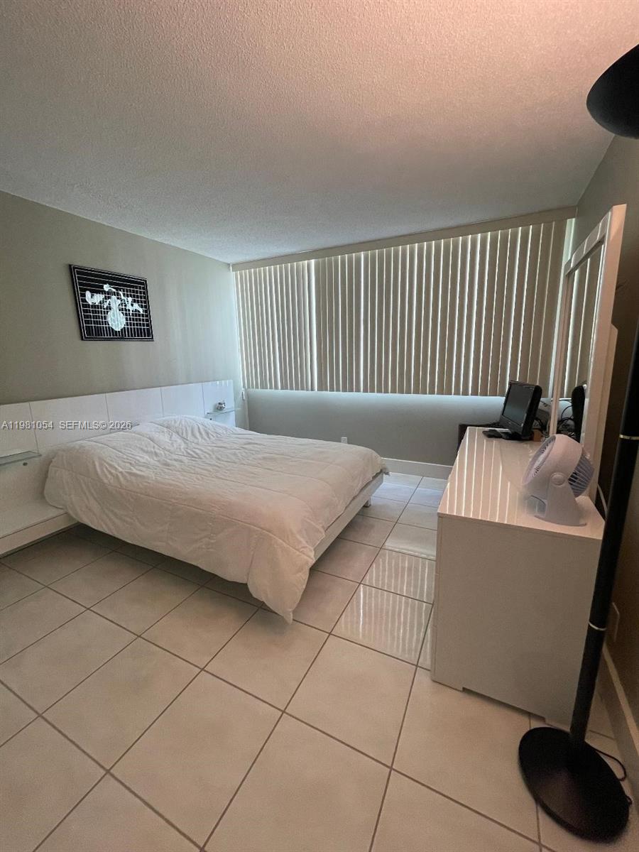 1410 S Ocean Dr # 402